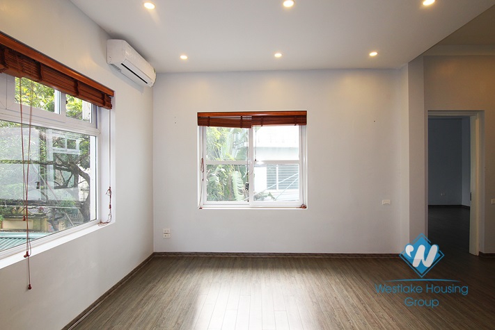 Spacious house with 04 bedrooms and 02 lagre balcony in Tay Ho