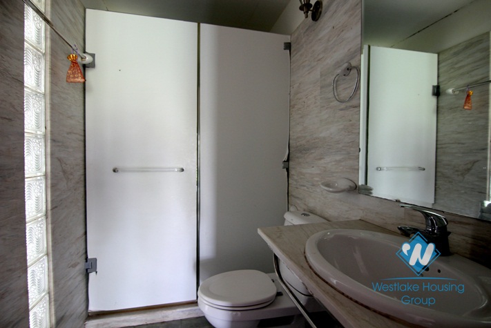 A large house with 5 bedrooms for rent in Tay Ho district