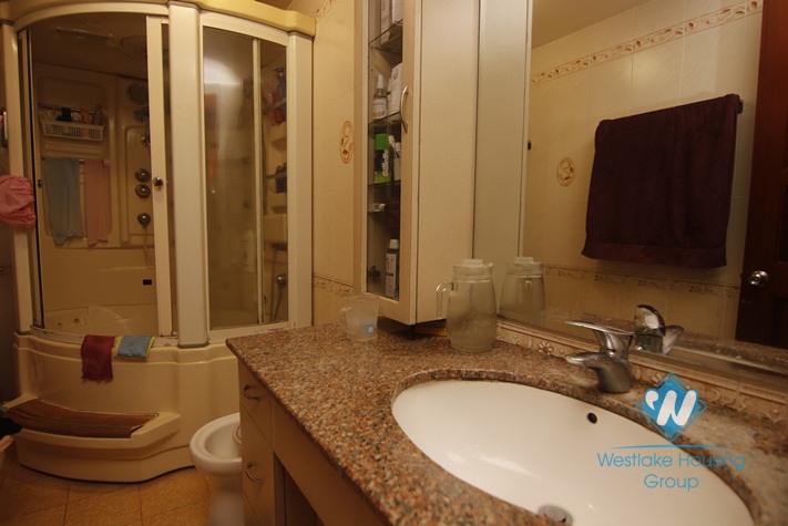 A bright, quiet and beautiful house with 3 bedrooms for rent on Hoang Hoa Tham street