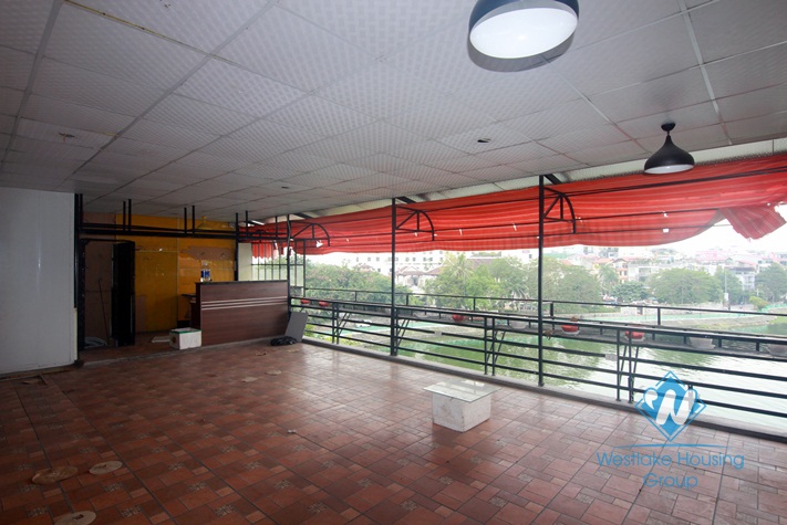 A nice space for restaurant, cafe in Xuan dieu, Tay ho
