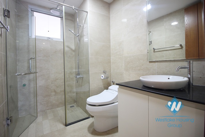 A beautiful and newly-finished 3 bedroom apartment for rent in Ciputra L Tower