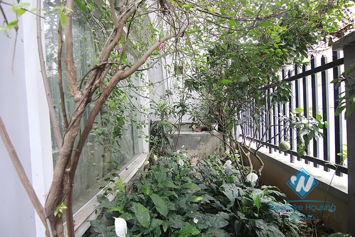Four bedrooms house for rent in An Duong Vuong st, Tay Ho District 