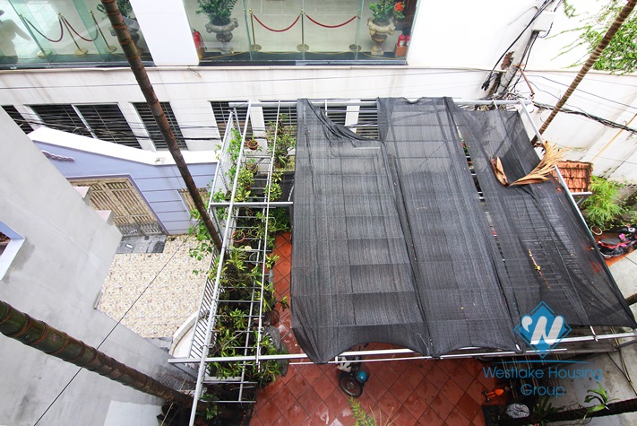 Cheap 4 bedrooms house with big yard for rent in Tay Ho district, Hanoi.