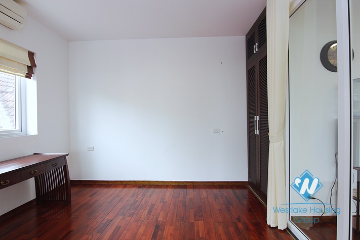 Spectacular apartment in Tay Ho for rent