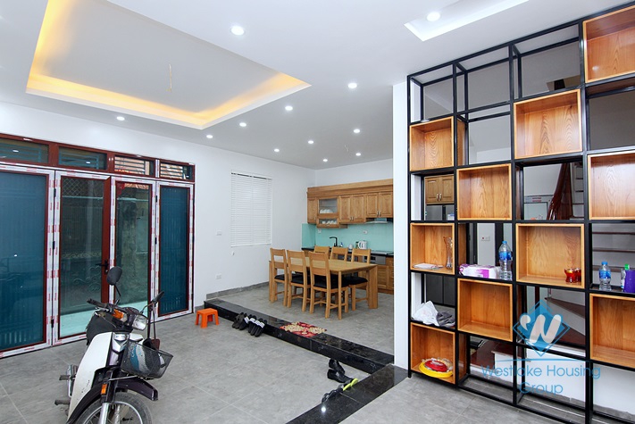 Six bedrooms house for rent in Au Co, Tay Ho, Hanoi.
