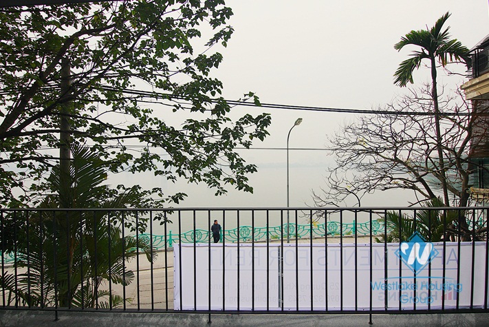 A marvelous apartment with gorgeous West Lake view for rent in Tay Ho