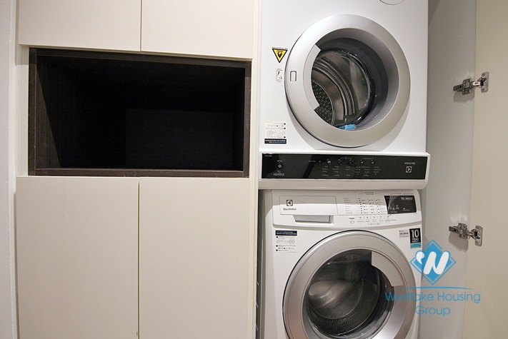 A brand new and modern 1 bedroom apartment for rent in To ngoc van, Tay ho