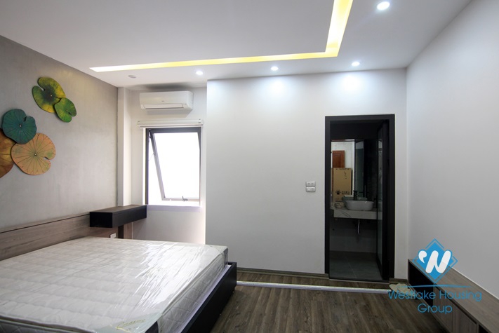 02 bedrooms with nice furniture for rent in Xuan Dieu st, Tay Ho District 