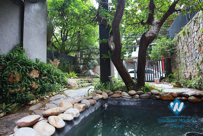 Beautiful place for open restaurant or office in Tay Ho area 