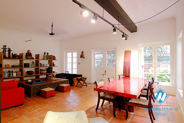Nice house with garden for rent in Tu Hoa rea, Tay Ho District 