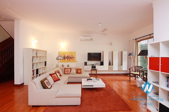 Beautiful house with big swimming pool for rent in Tay Ho District, Ha Noi