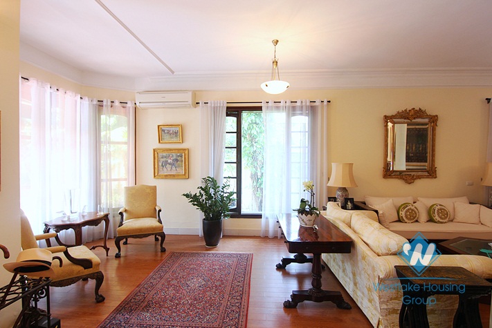 Nice house with swimming pool for rent in Dang Thai Mai st, Tay Ho, Ha Noi