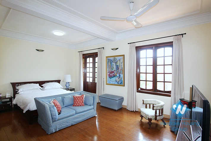Nice house with swimming pool for rent in Dang Thai Mai st, Tay Ho, Ha Noi