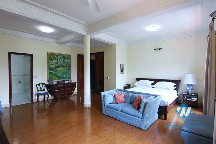 Nice house with swimming pool for rent in Dang Thai Mai st, Tay Ho, Ha Noi