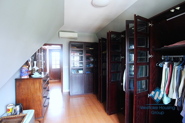 Nice house with swimming pool for rent in Dang Thai Mai st, Tay Ho, Ha Noi