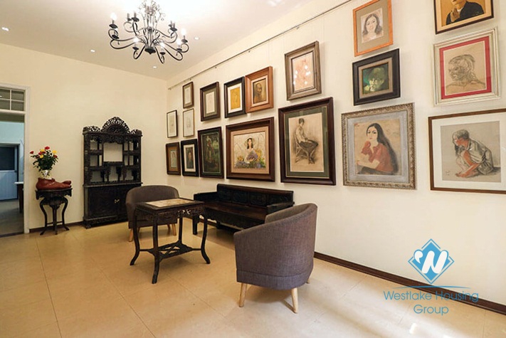 A nice 3 bedroom house for rent in Doi Can, Ba Dinh