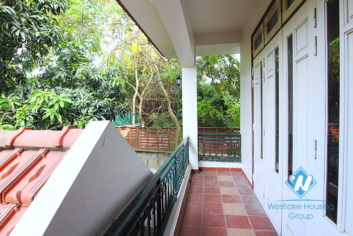A massive villa for rent on Au Co street, Tay Ho District