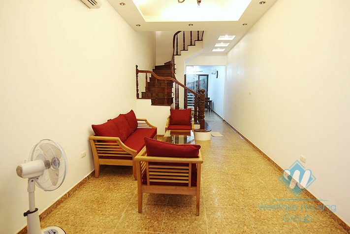 Cosy house for rent in Tu hoa St, Tay Ho , Hanoi. 