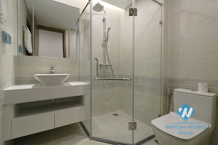 High floor apartment for rent in Vinhome Metropolis Lieu Giai, Ba Dinh
