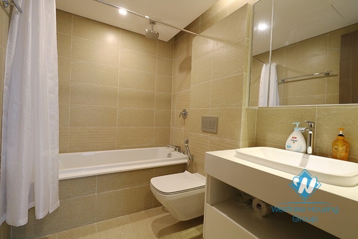 High floor apartment for rent in Vinhome Metropolis Lieu Giai, Ba Dinh