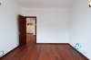 Three bedrooms house/apartment with lake view in Tay Ho, Ha Noi