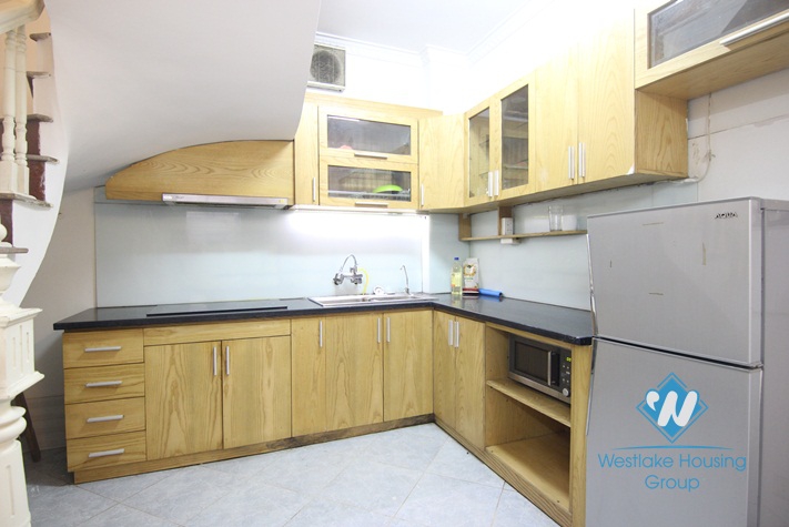 Cheap house with three bedrooms for rent in Au Co, Tay Ho, Ha Noi