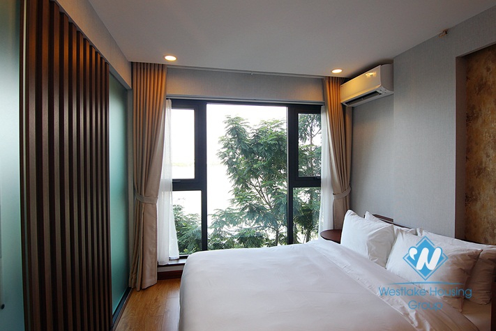 A brand new studio with lake view for rent in Trich Sai, Tay ho