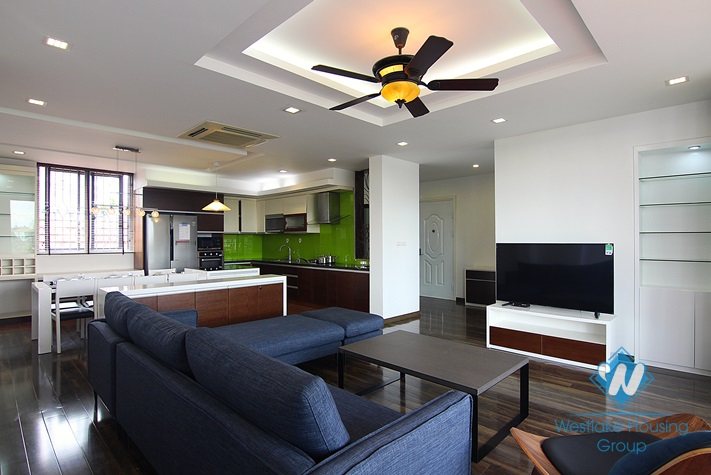 Duplex 4 bedrooms apartment with lake view for rent in Au Co st, Tay Ho area