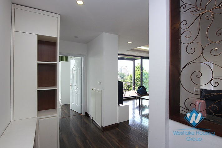 Duplex 4 bedrooms apartment with lake view for rent in Au Co st, Tay Ho area