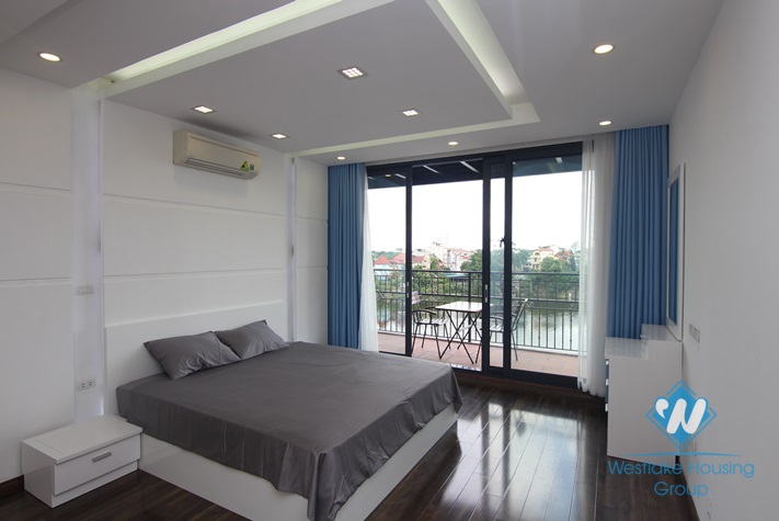 Duplex 4 bedrooms apartment with lake view for rent in Au Co st, Tay Ho area