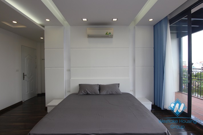 Duplex 4 bedrooms apartment with lake view for rent in Au Co st, Tay Ho area