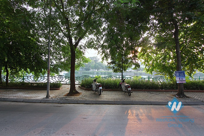 A new space for office for lease in Tay Ho, Ha Noi