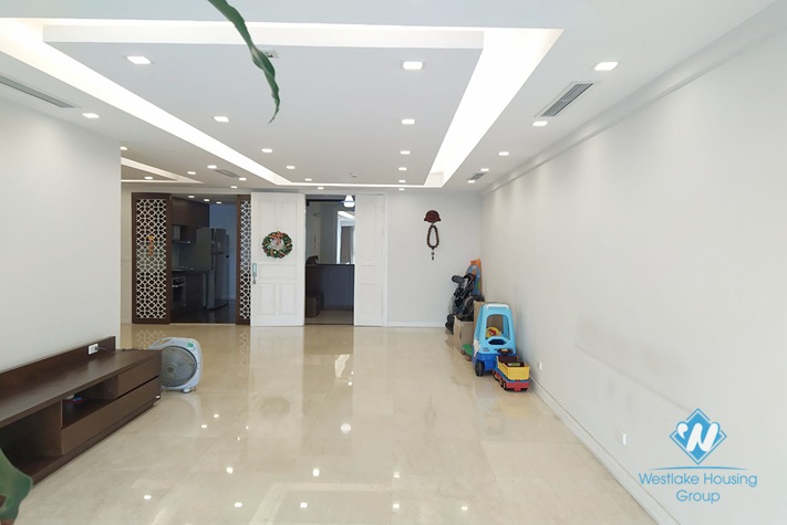 A 3 bedroom apartment with lot of natural light in Ciputra, Ha noi
