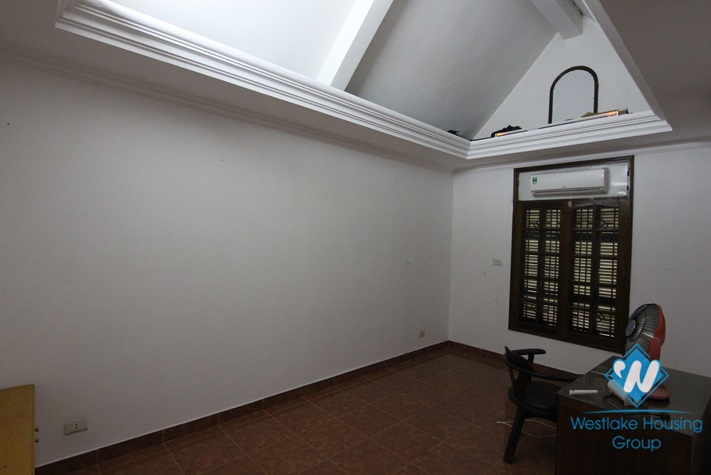 An affordable three-bedroom house on Thanh Cong street, Ba Dinh, Hanoi