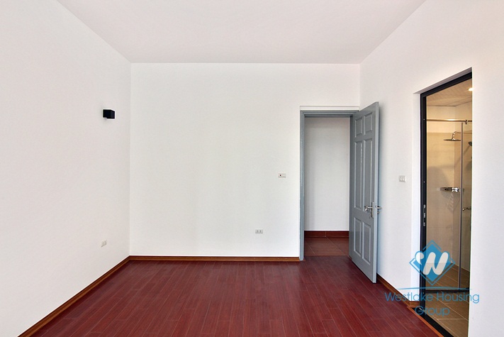 A brand new 8 bedroom house for rent in Au Co, Tay Ho, Ha Noi