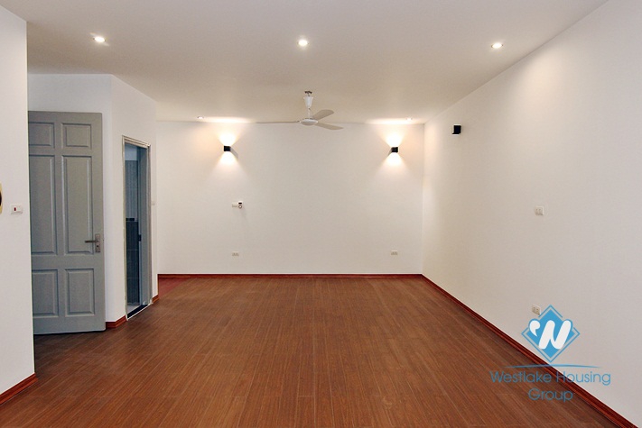 A brand new 8 bedroom house for rent in Au Co, Tay Ho, Ha Noi