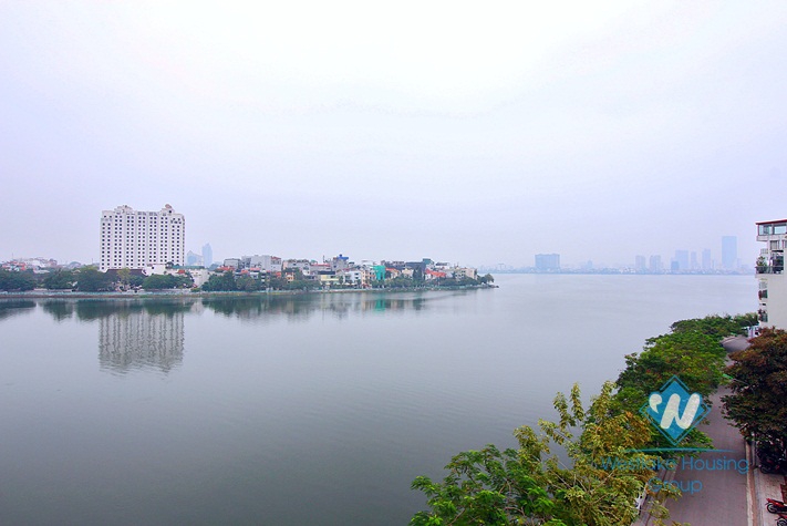 A nice house for rent for office, cafes in Quang An, Tay Ho