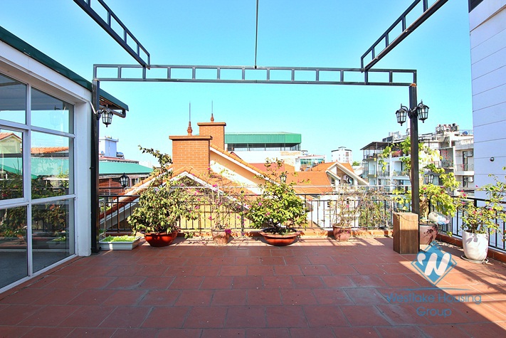 Nice house for rent in Tay Ho ward,Tay Ho, Ha Noi