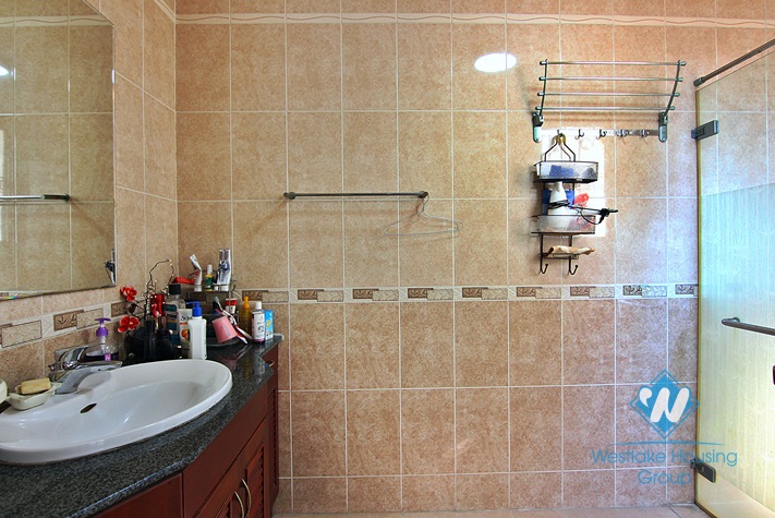 A quality 4 bedroom house for rent in Au co, Tay ho, Ha noi