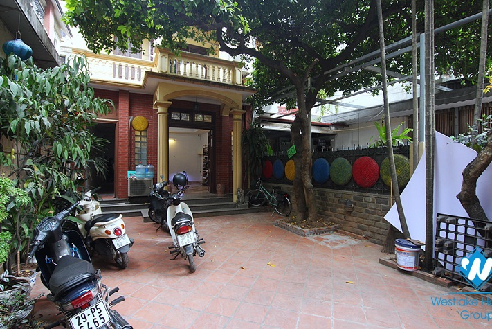 The first floor with two yards for rent for doing business on To Ngoc Van st, Tay Ho district
