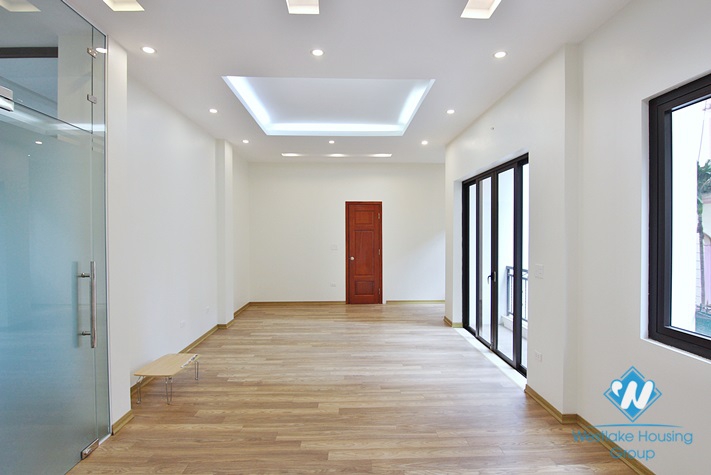An office or shop for rent in To Ngoc Van street, Tay Ho district