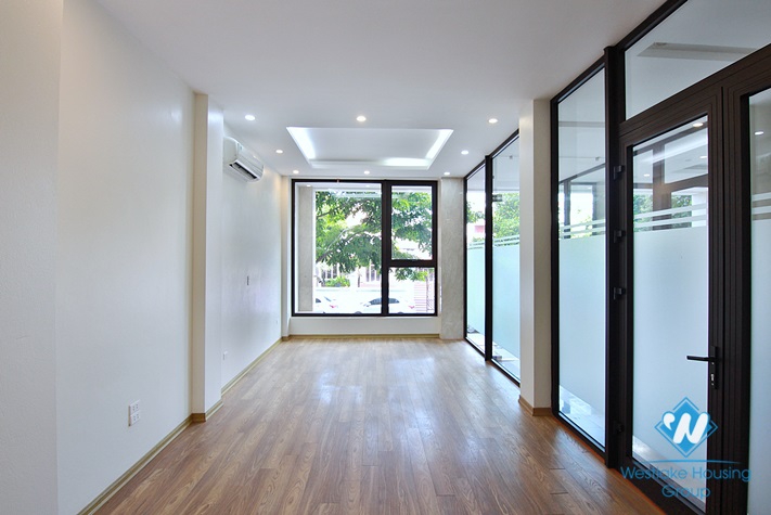 An office or shop for rent in To Ngoc Van street, Tay Ho district