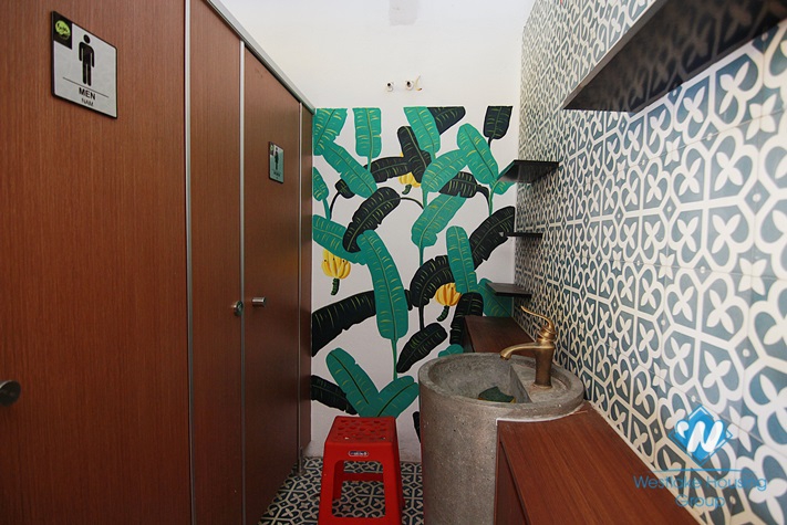 Nice space for open Restaurant or small Bar in Tay Ho area 