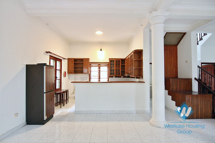 A 5 bedroom vila for rent in To ngoc van, Tay ho, Ha noi