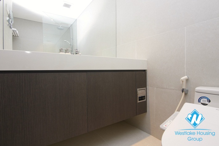   A Nice 1 bedroom studio in soughtly with lovely balcony for rent in Ba Đình