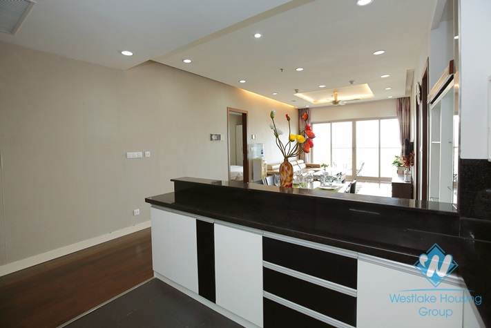 A charming apartment for rent in Lancaster buiding, Giang Vo, Ba Dinh