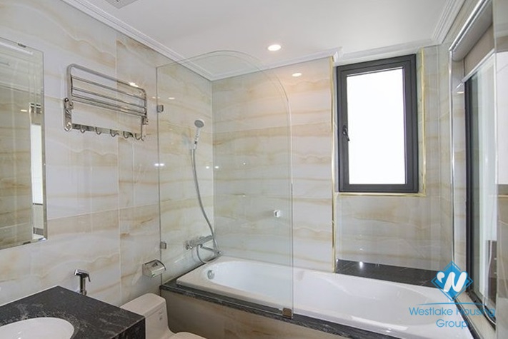 A modern serviced apartment with gorgeous lake view for rent in Truc Bach Island