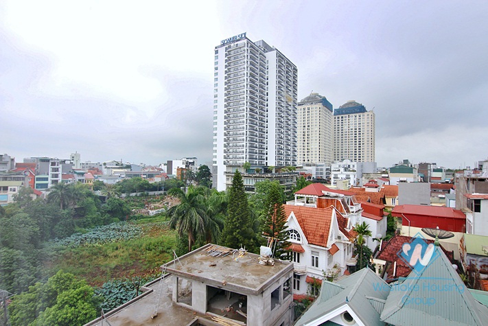 Brightly and modern 3 bedroom apartment for rent in To ngoc van, Tay ho, Ha noi