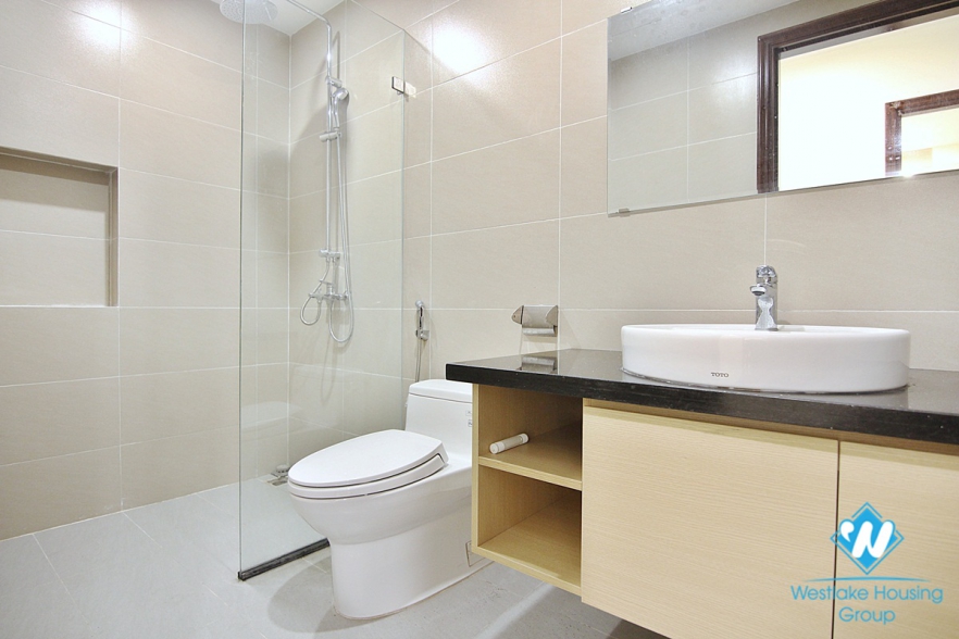 Gorgeous lake view apartment for rent on Quang An street, Tay Ho