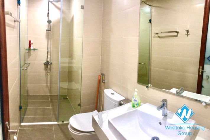 A delightful, spacious apartment for rent on Van Bao, Ba Dinh District
